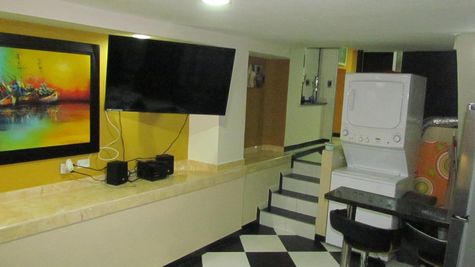 Apartamentos En El Poblado Medellín Exteriör bild