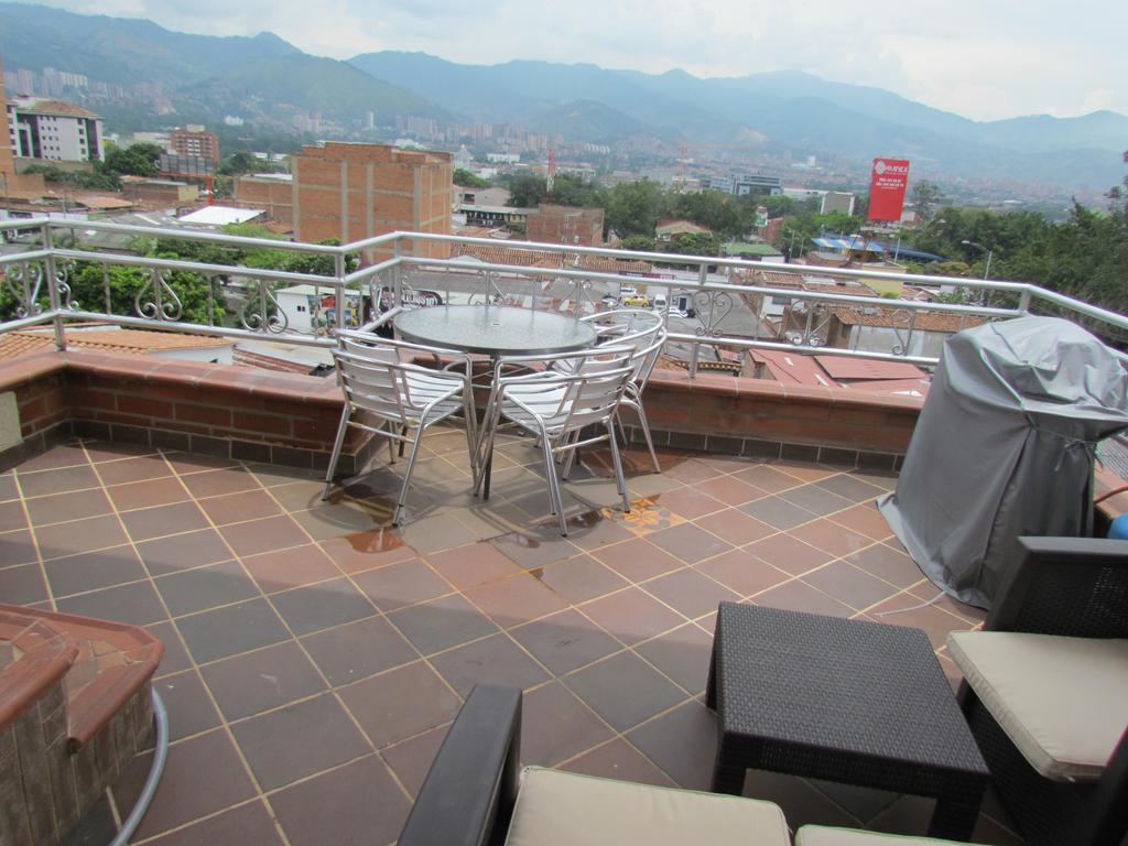 Apartamentos En El Poblado Medellín Exteriör bild