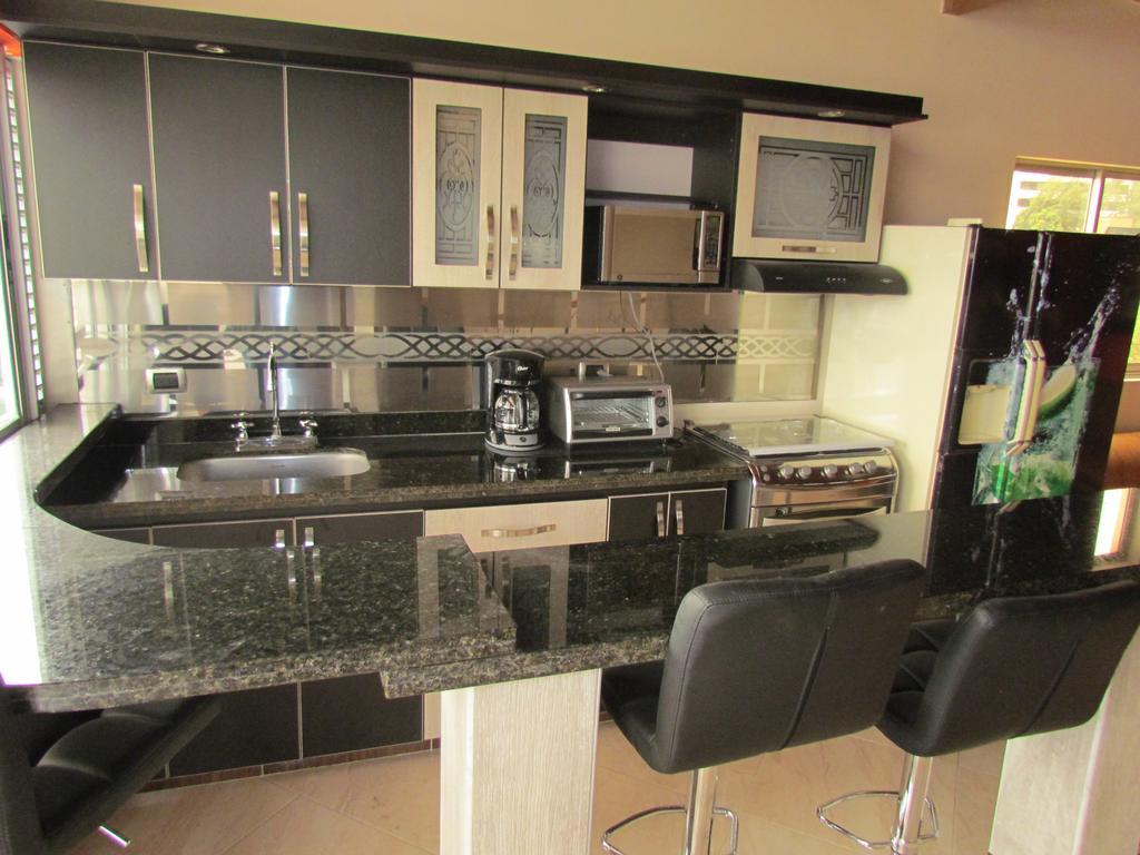 Apartamentos En El Poblado Medellín Exteriör bild