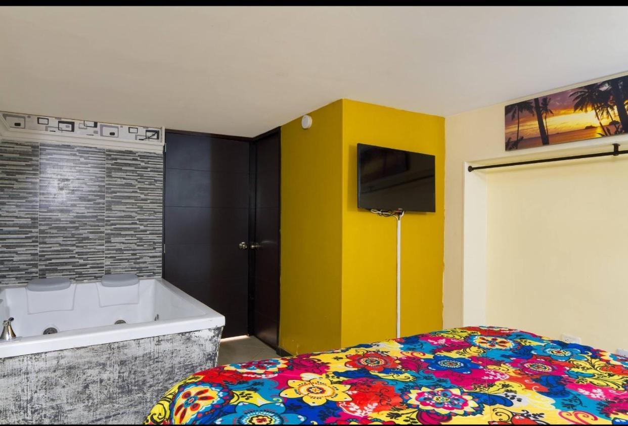 Apartamentos En El Poblado Medellín Exteriör bild