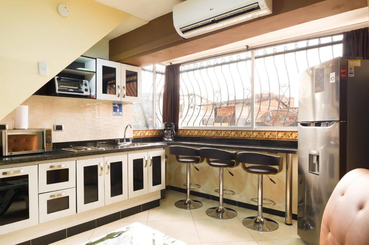 Apartamentos En El Poblado Medellín Exteriör bild