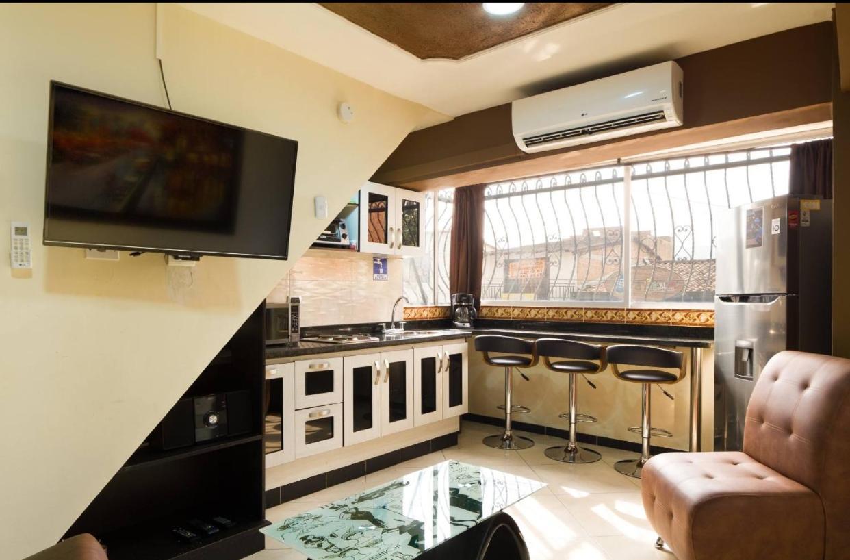 Apartamentos En El Poblado Medellín Exteriör bild