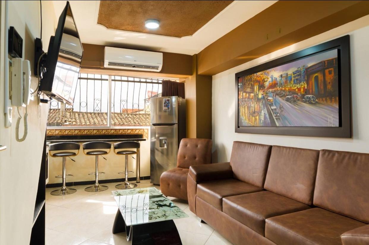Apartamentos En El Poblado Medellín Exteriör bild