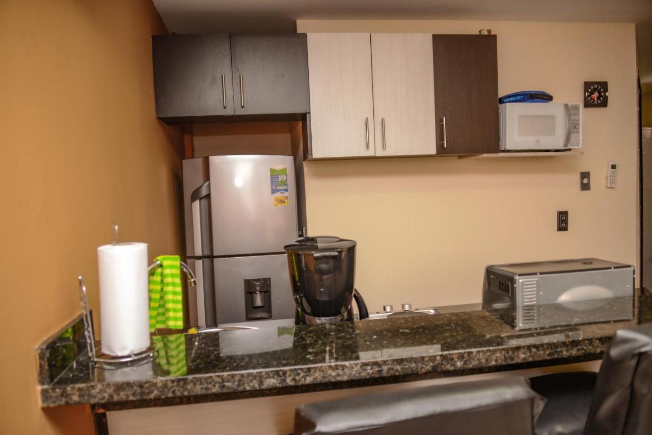 Apartamentos En El Poblado Medellín Exteriör bild