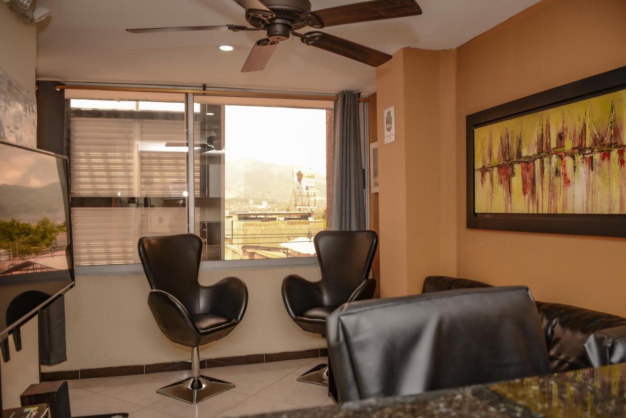 Apartamentos En El Poblado Medellín Exteriör bild