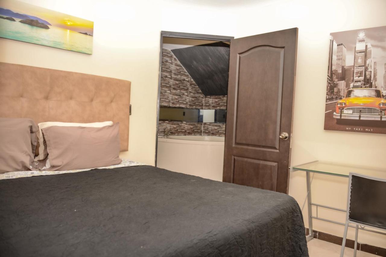 Apartamentos En El Poblado Medellín Exteriör bild