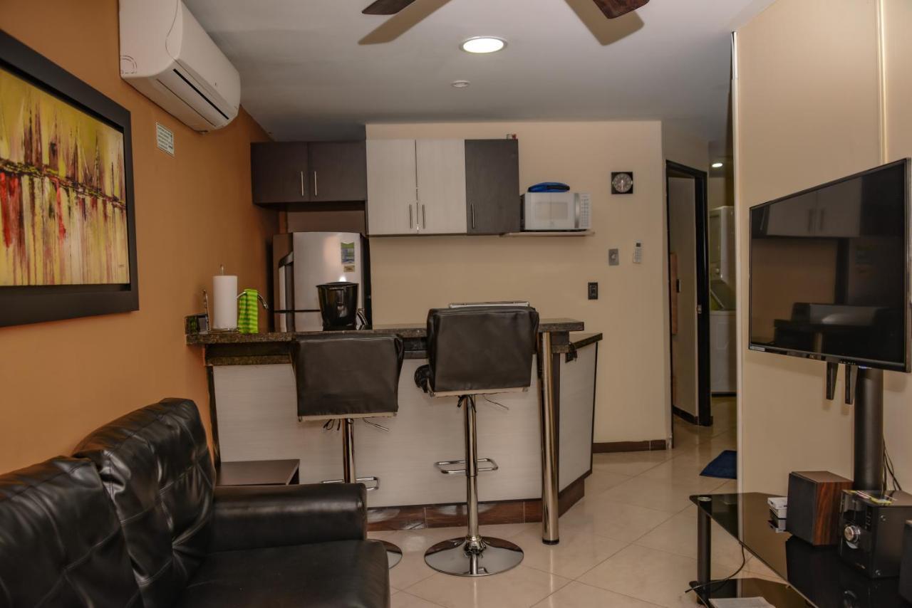 Apartamentos En El Poblado Medellín Exteriör bild