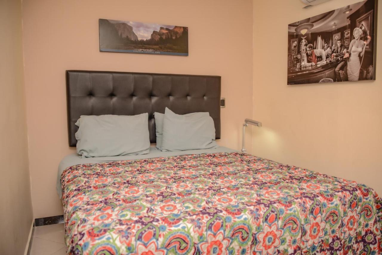 Apartamentos En El Poblado Medellín Exteriör bild