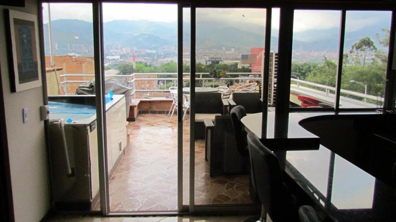 Apartamentos En El Poblado Medellín Exteriör bild